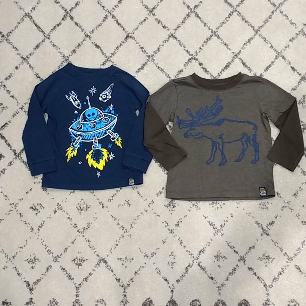 Charlie Rocket Boys Long Sleeve T-shirts, lot of 2